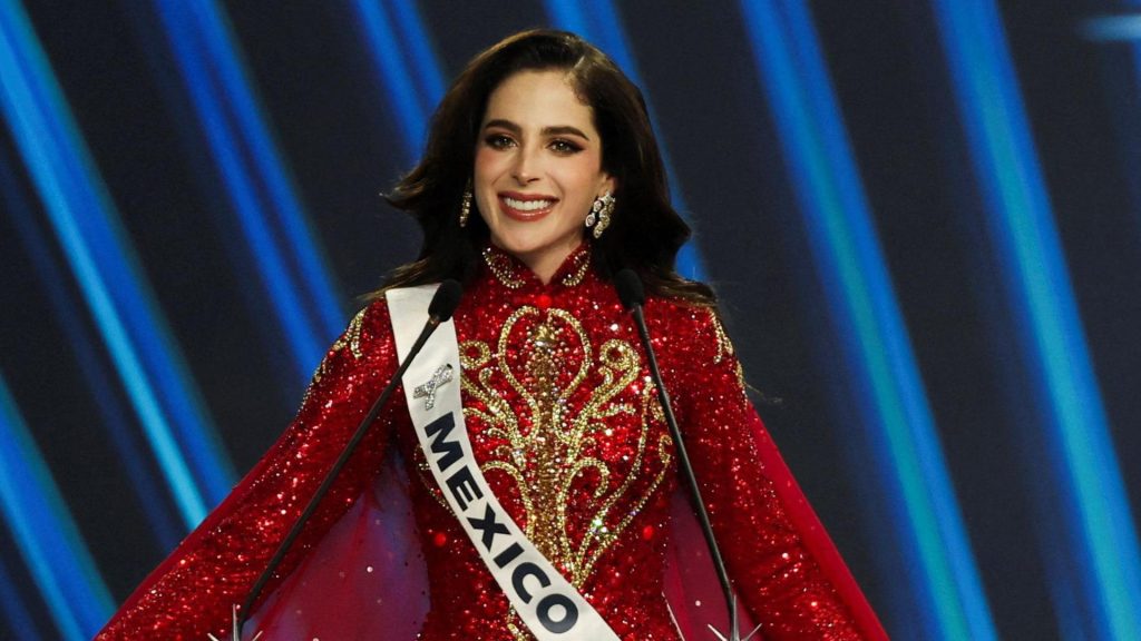 Miss Mexico crowned Miss Universe after week of controversy