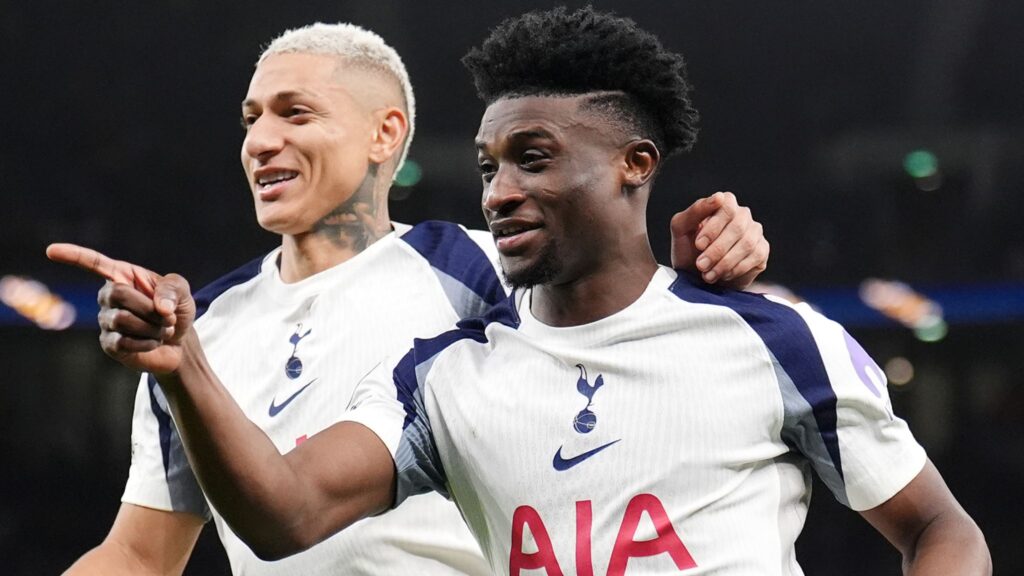 Tottenham Beat Slavia Prague 3–0 to Close in on Top Eight