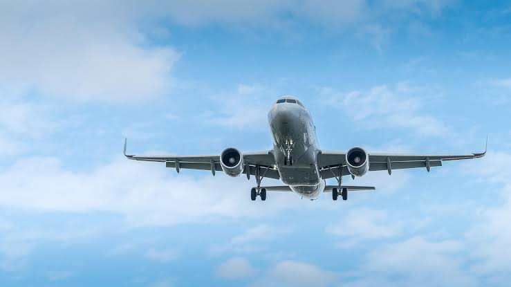 Airlines schedule shutdown for Thursday