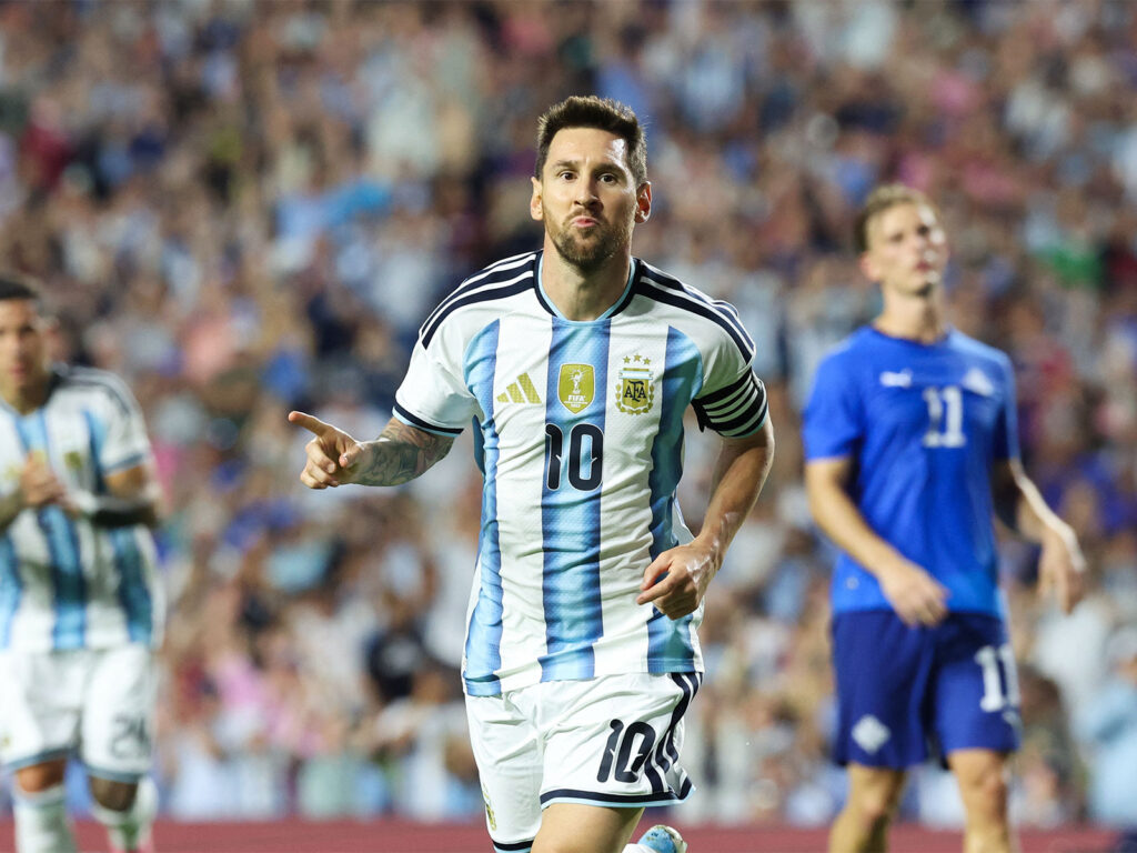 Messi Scores On Return As Argentina Beat Iceland 3-0
