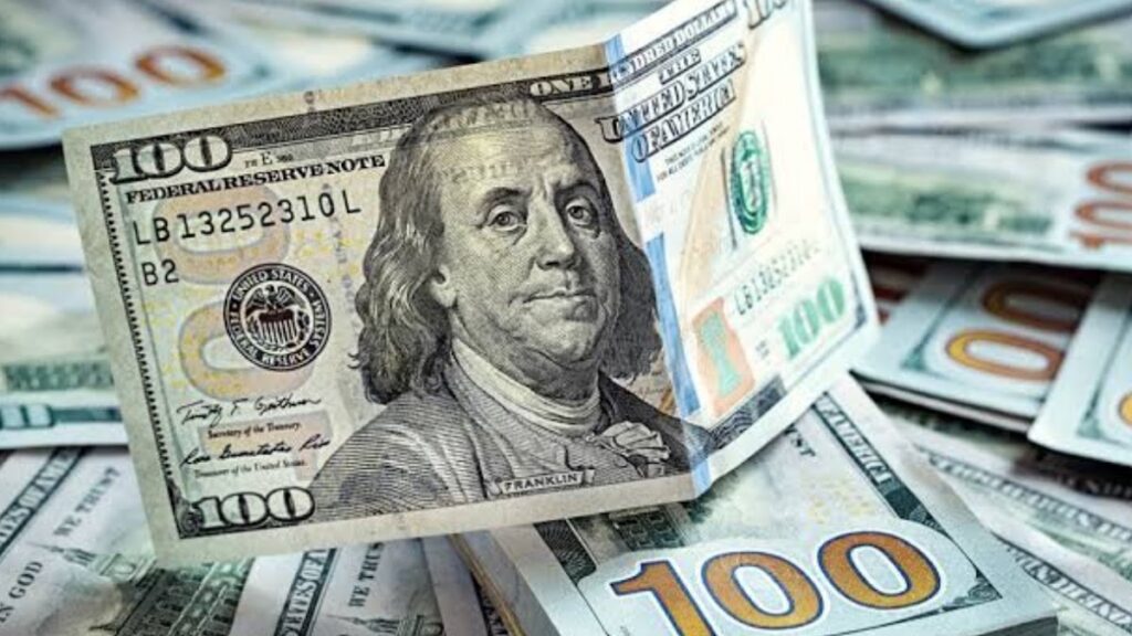 Nigeria’s FX Demand Falls 35% as Naira Gains Against Dollar